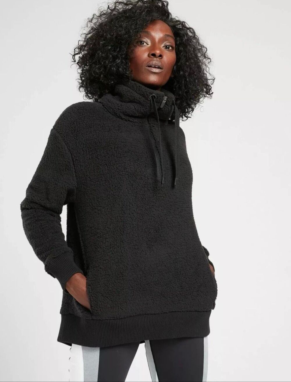 Athleta Talus Sherpa Half Zip Pullover Size medium Black 486996 Sweatshirt Fuzzy